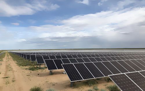 美國太陽能光伏裝機(jī)容量累計突破100GW